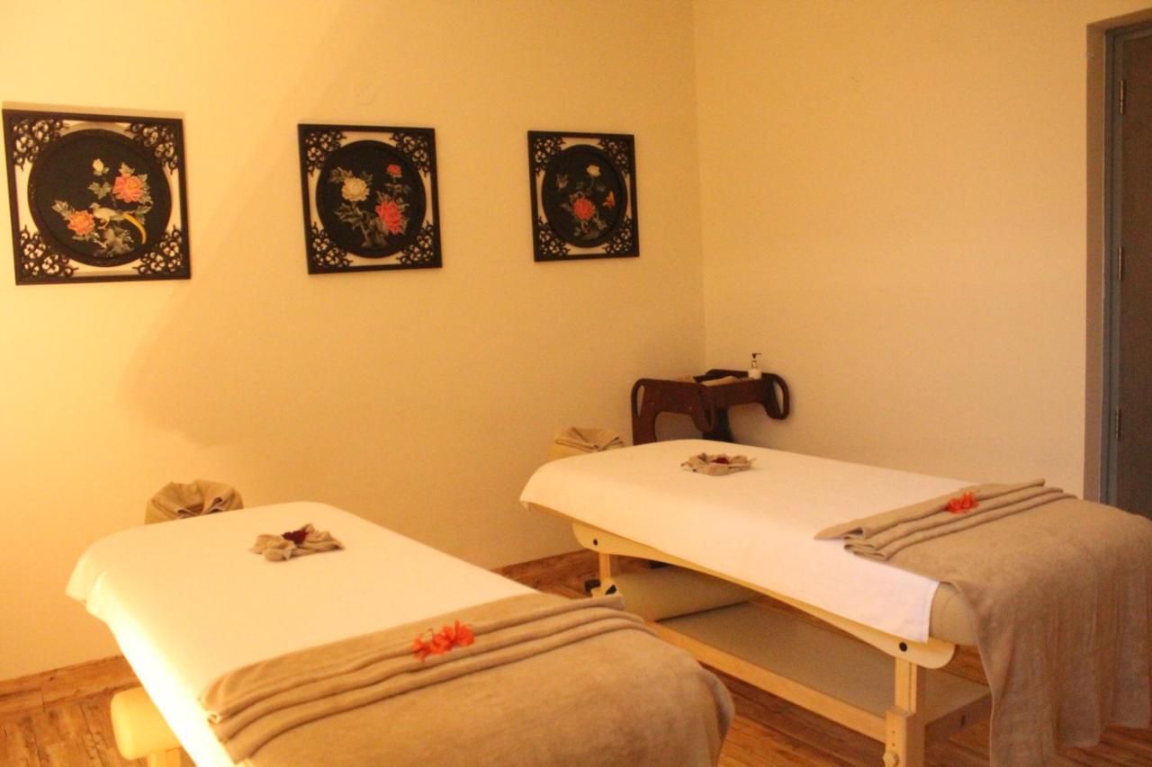 Araiya Palampur Hotel ภายนอก รูปภาพ